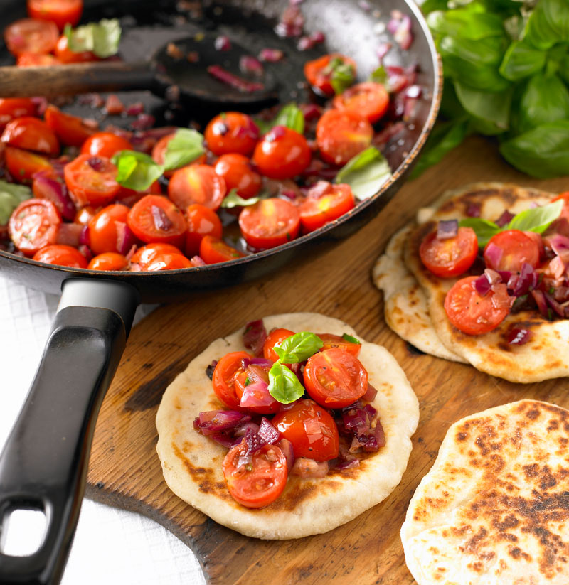 LGC097 Flatbreads with Tomato Topping.jpg
