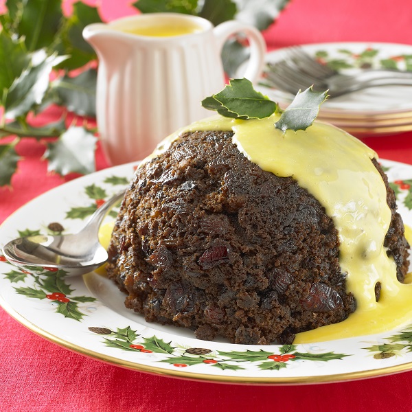 LGC313-christmas-pudding-with-custard-re.jpg