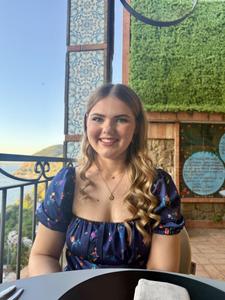 Zoe Hylands.jpg