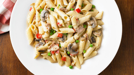 LGC073 Creamy Cheesy Pasta.jpg