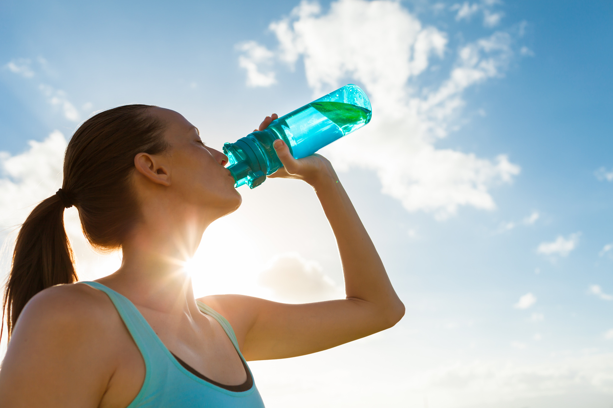 The Motivational Water Bottle That Stalks Your Intake - The New