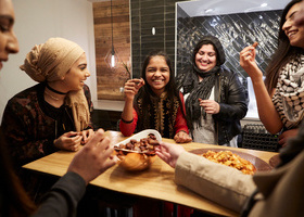 Ramadan iftar Muslim