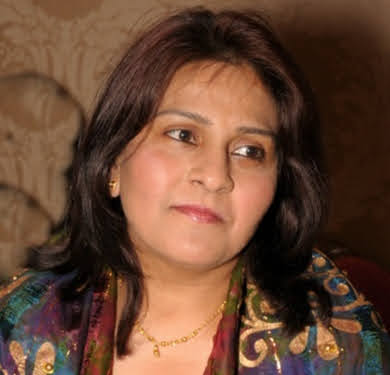 Regina Bandeali.jpg